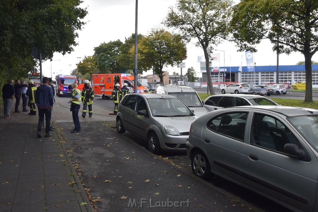 VU Koeln Buchheim Frankfurterstr Beuthenerstr P022.JPG - Miklos Laubert